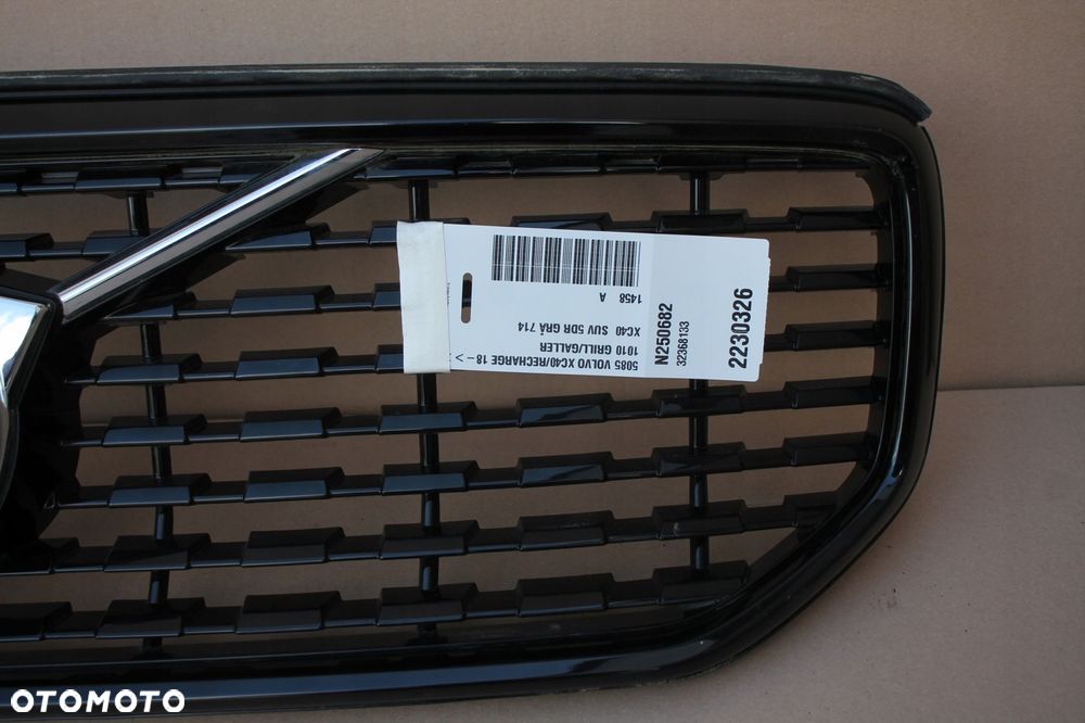 volvo xc40 r design grill atrapa kratka, 31656582, bez kamery, igła - 5