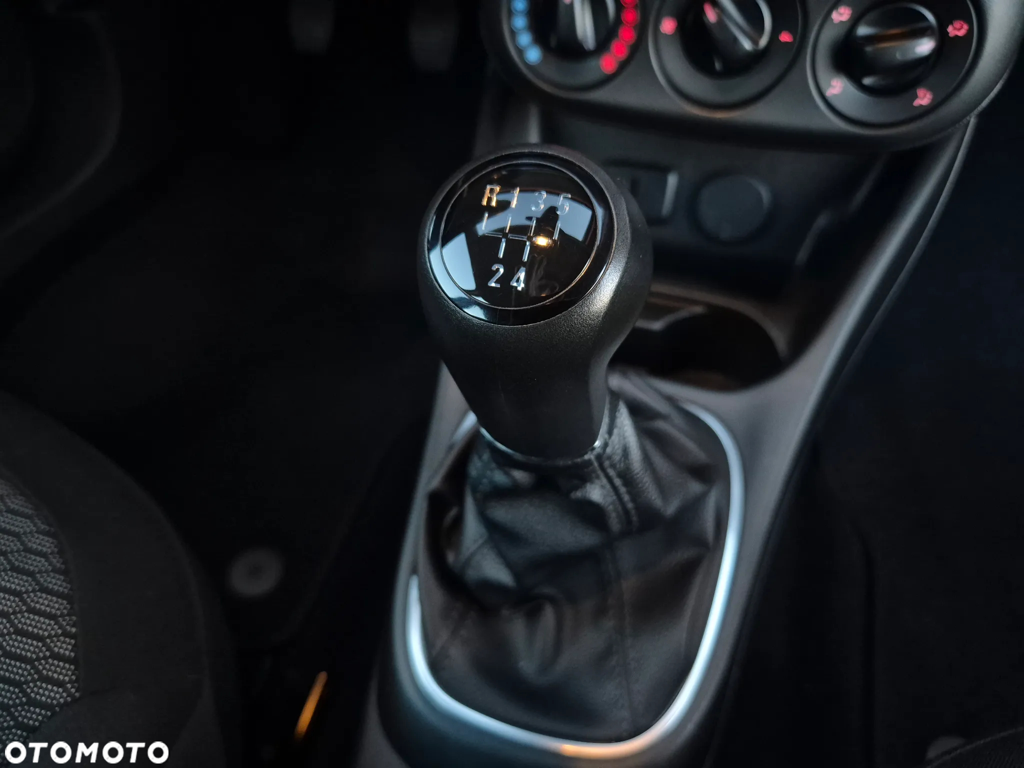 Opel Corsa 1.4 Active - 21