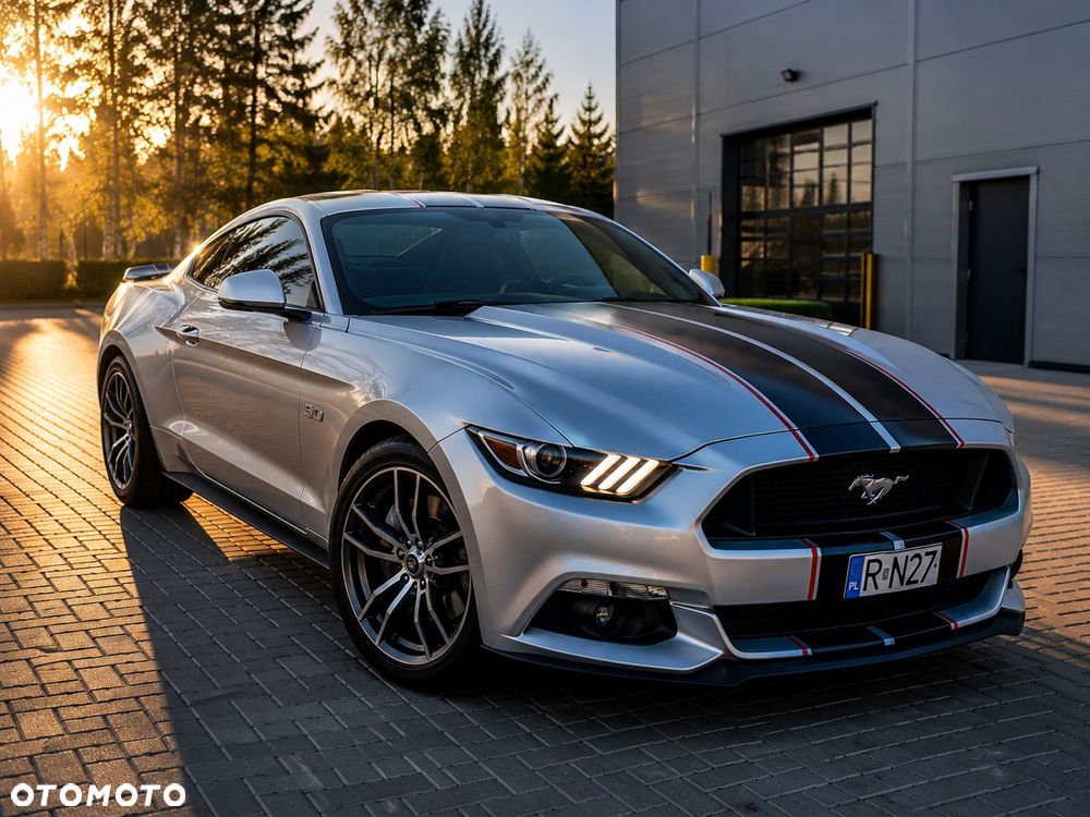 Ford Mustang - 22
