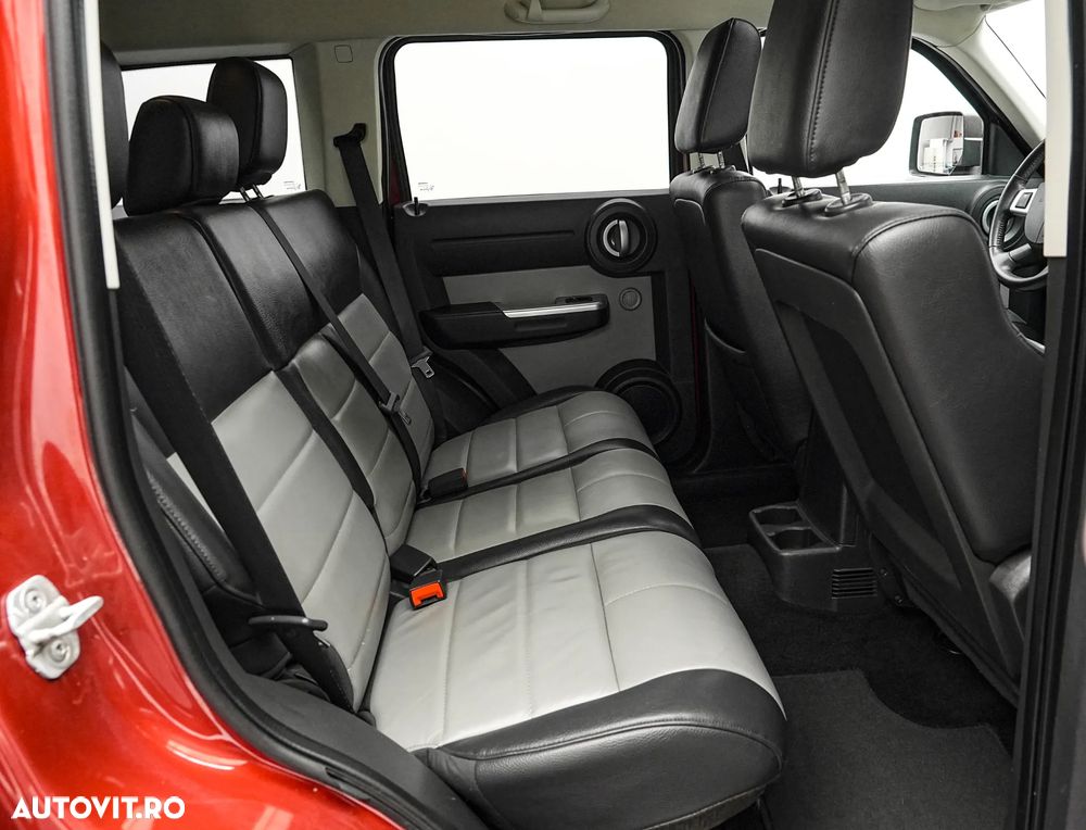 Dodge Nitro 2.8L CRD 4X4 SXT Aut - 18