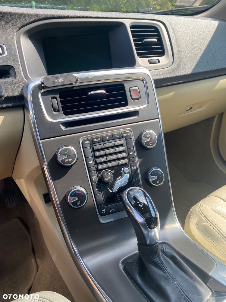 Volvo S60 2.5 T5 - 7