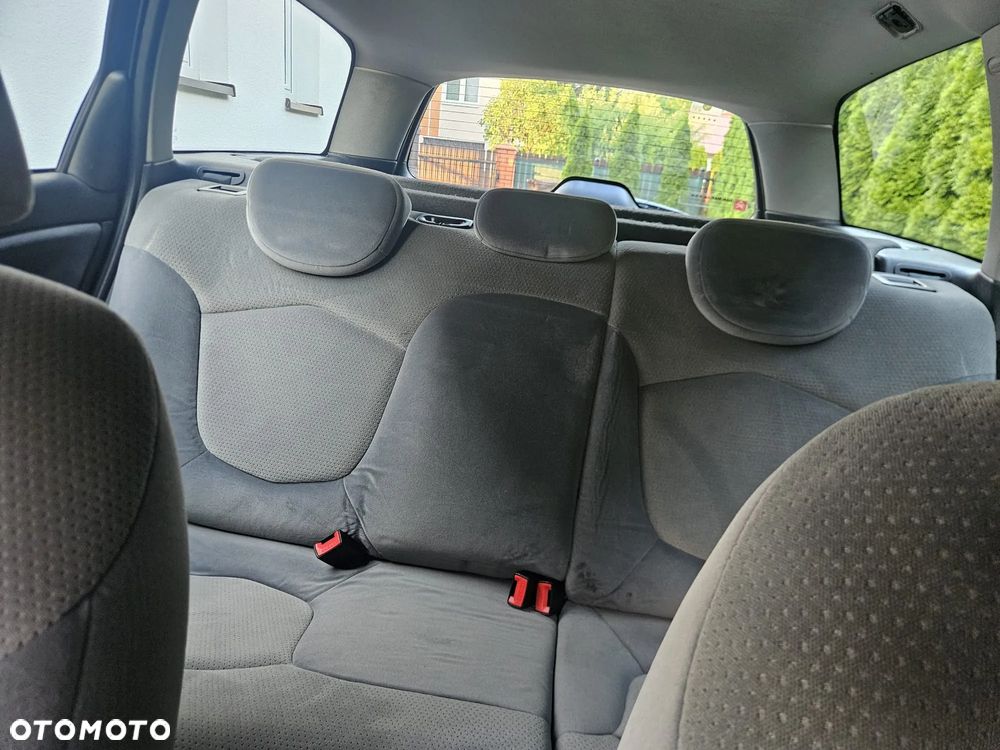 Citroën C5 II 1.6 HDi SX - 16