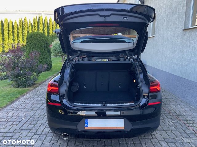 BMW X2 sDrive18i GPF Advantage - 12