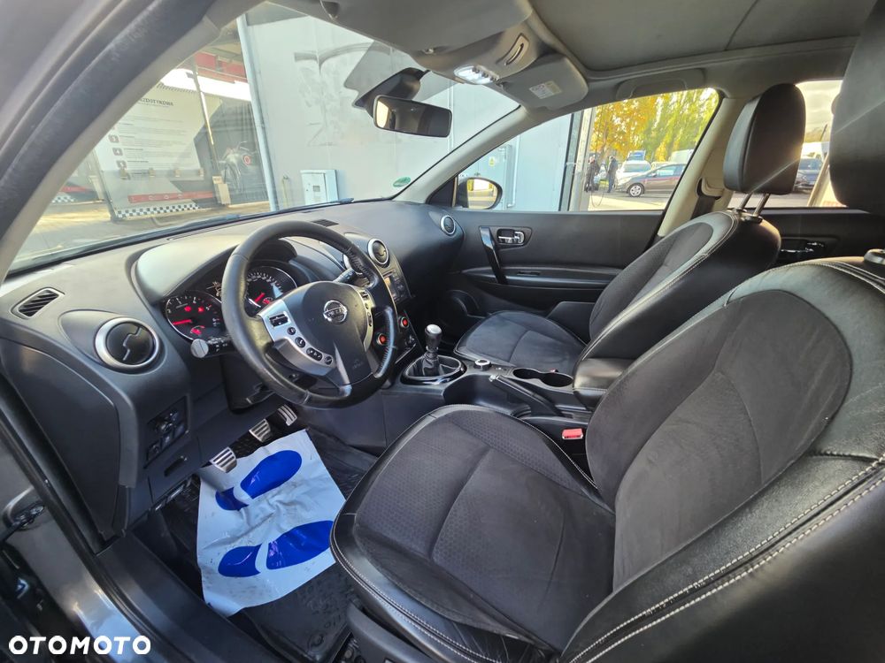 Nissan Qashqai 1.6 dCi 4 x 4 DPF Start/Stop tekna - 29