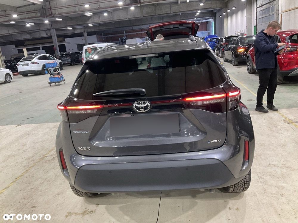 Toyota Yaris Cross - 2