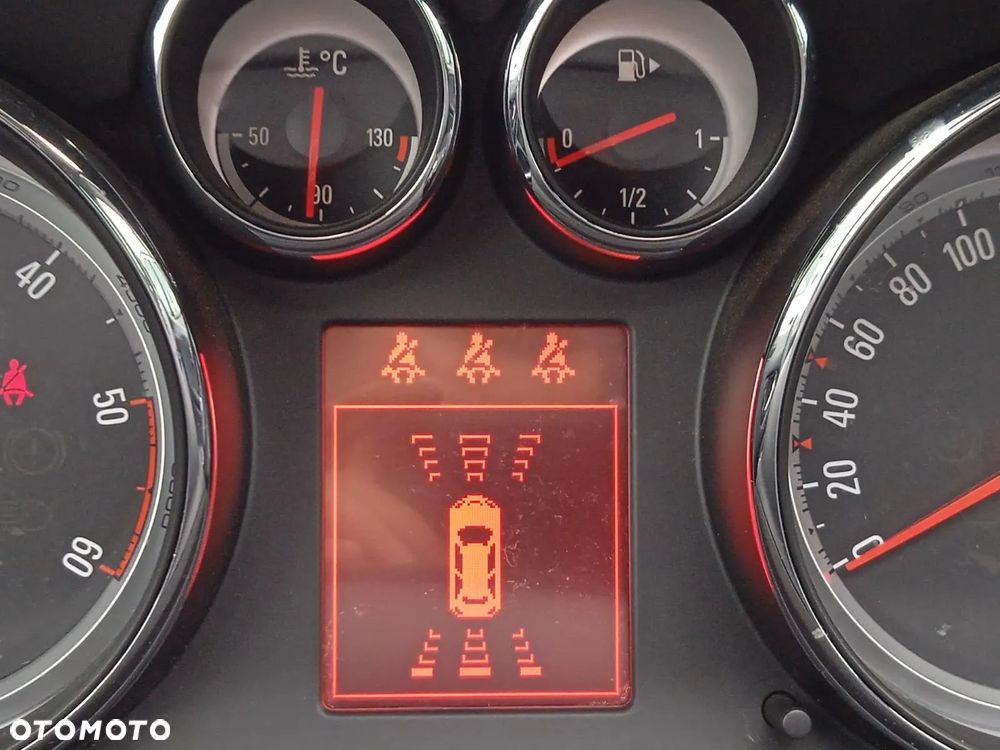 Opel Zafira 2.0 CDTI Cosmo - 27