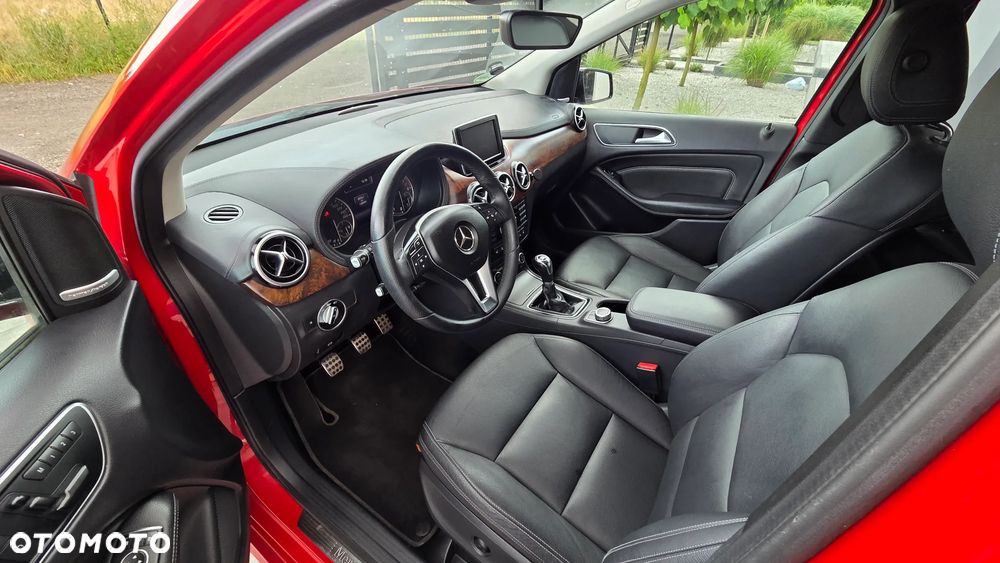Mercedes-Benz Klasa B 200 (BlueEFFICIENCY) - 7