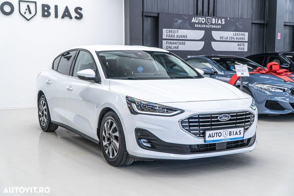 Ford Focus 1.0 EcoBoost Titanium - 4