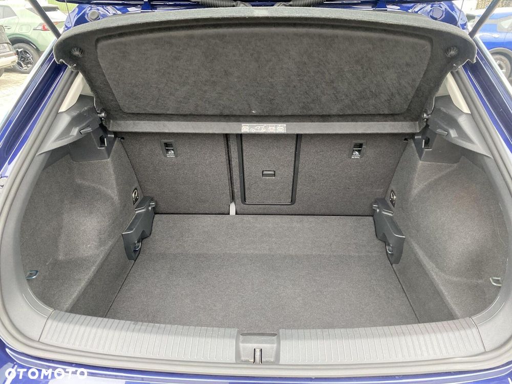 Volkswagen T-Roc - 12