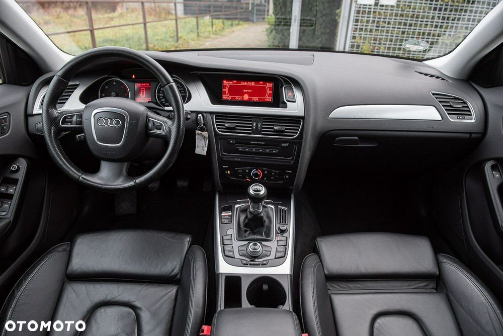 Audi A4 Avant 2.0 TDI DPF S line Sportpaket - 5