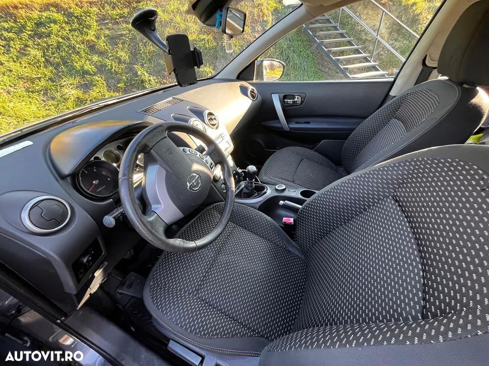 Nissan Qashqai 2.0 DCI 4 x 4 DPF tekna - 10