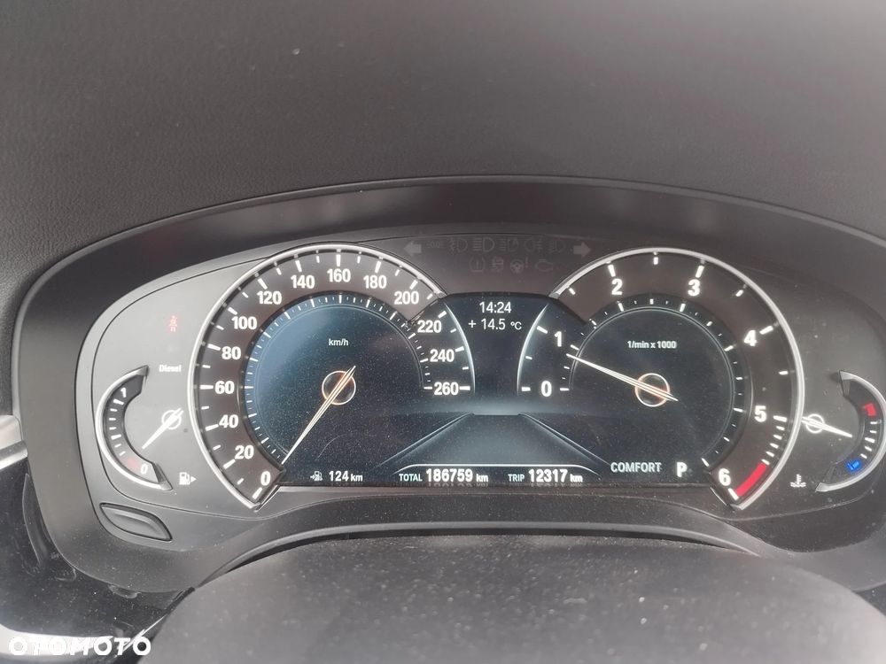 BMW Seria 5 520d M Sport sport - 16