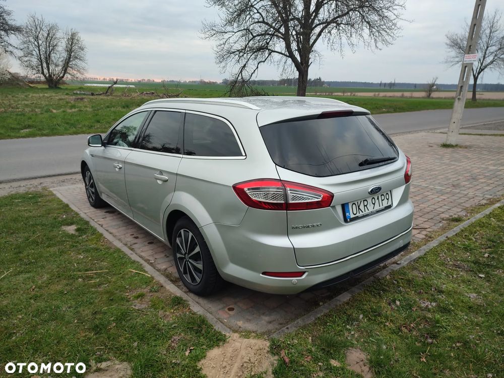 Ford Mondeo 2.0 TDCi Titanium - 10