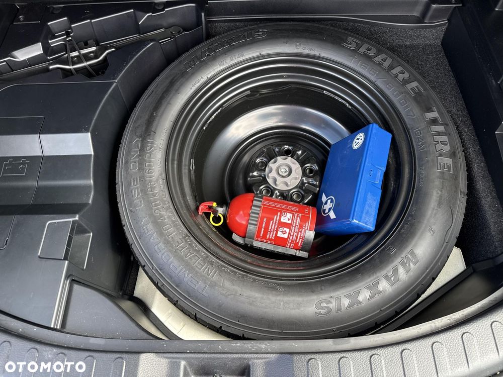 Toyota RAV4 Hybrid Premium 4x4 - 26