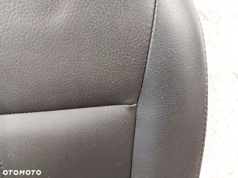 PEUGEOT 5008 1 I FOTEL II 2 RZĄD ŚRODKOWY SKÓRA - 7