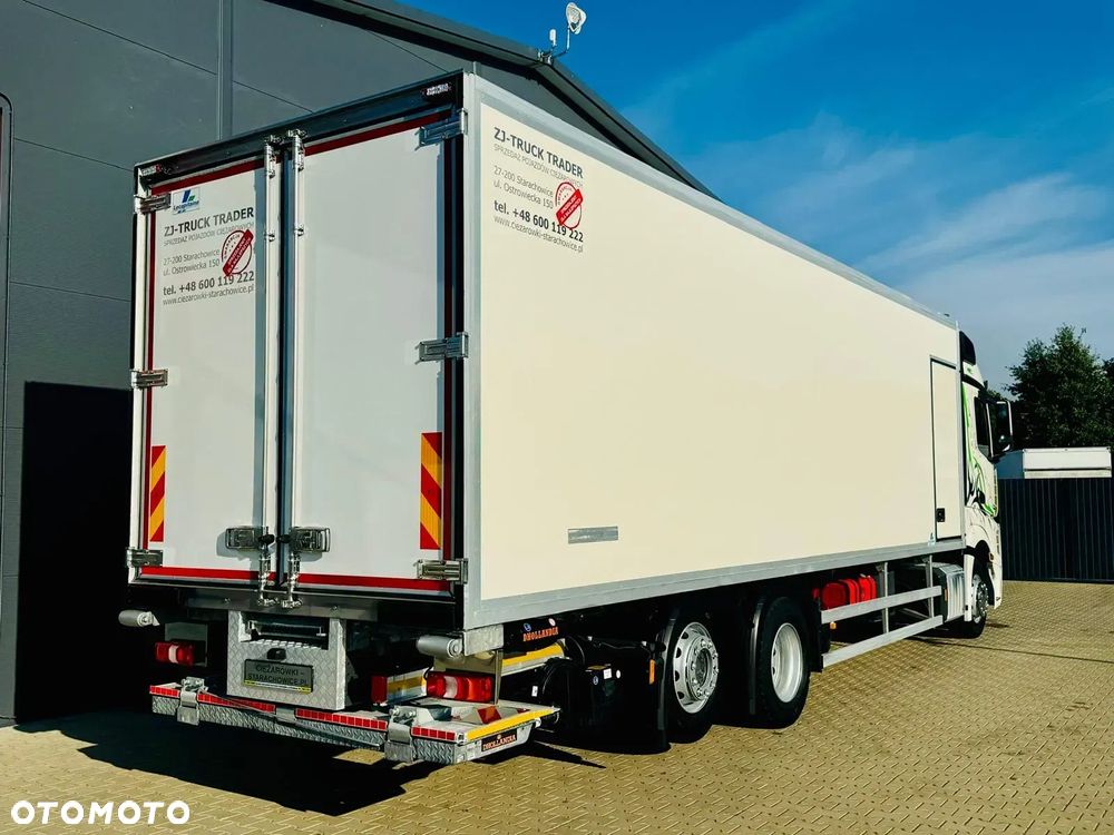 Mercedes-Benz Actros 2542 // E6 // chłodnia multitemperatura 22,5 Epal // winda // bitemperatua // świeżo z Niemiec // Idealny !!! - 5