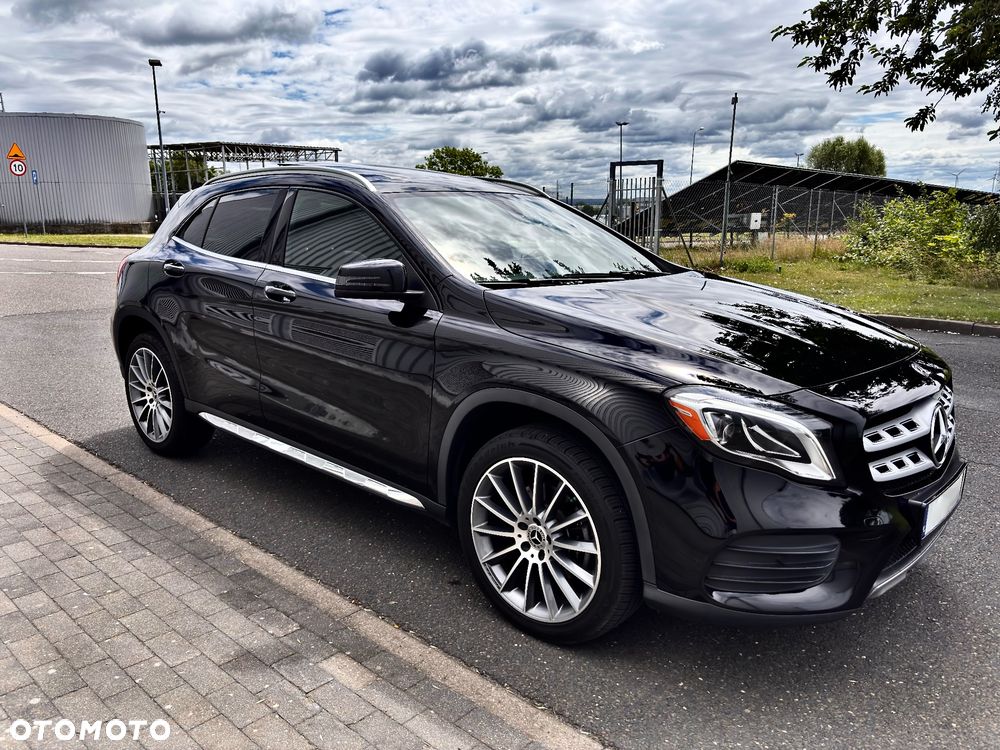 Mercedes-Benz GLA 250 7G-DCT AMG Line - 9