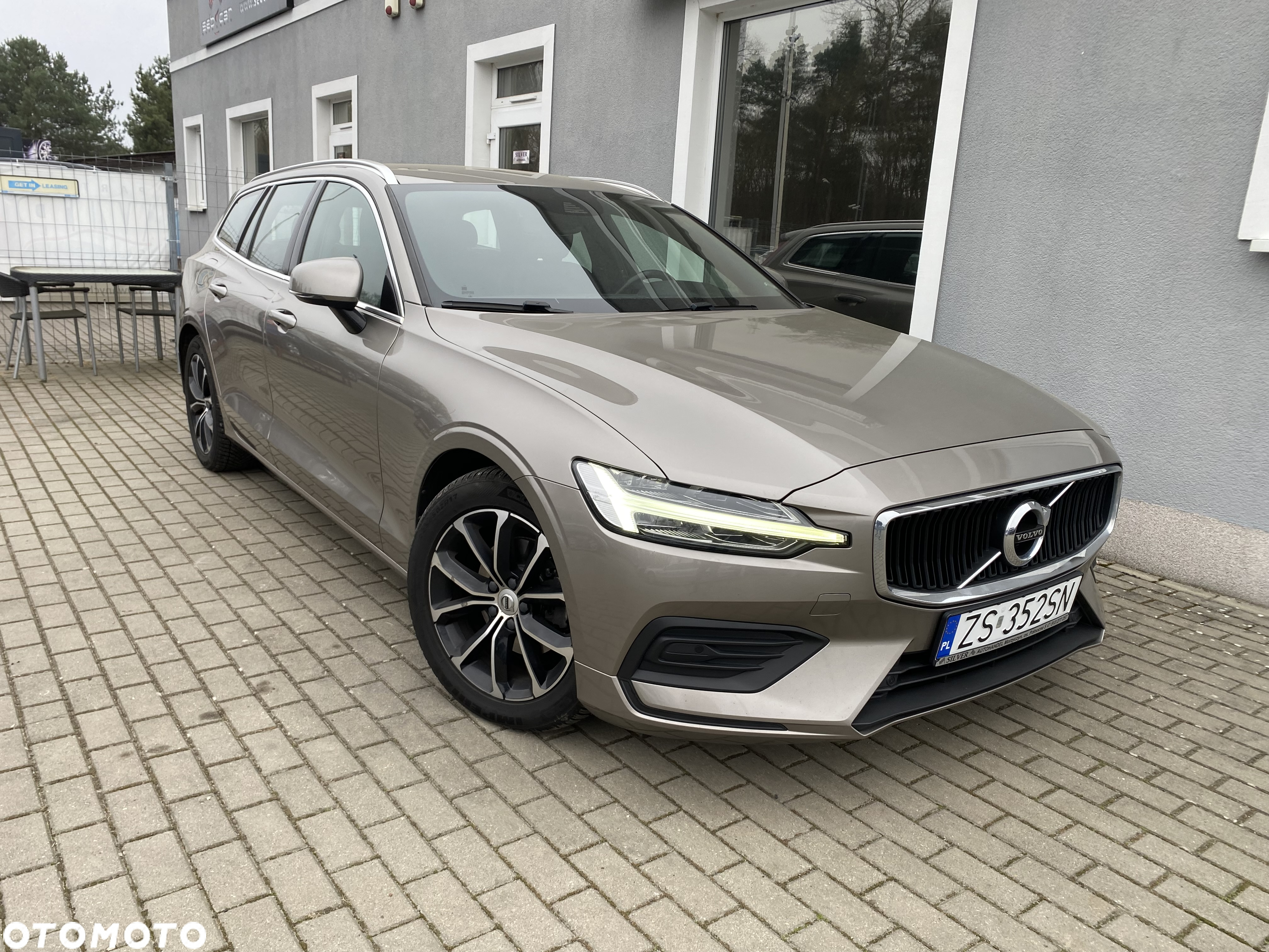 Volvo V60 D4 Geartronic Momentum Pro - 10