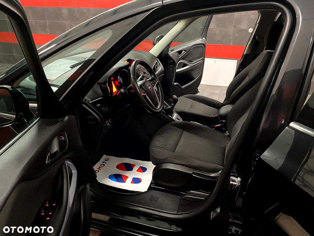 Opel Zafira 1.4 T Cosmo - 12