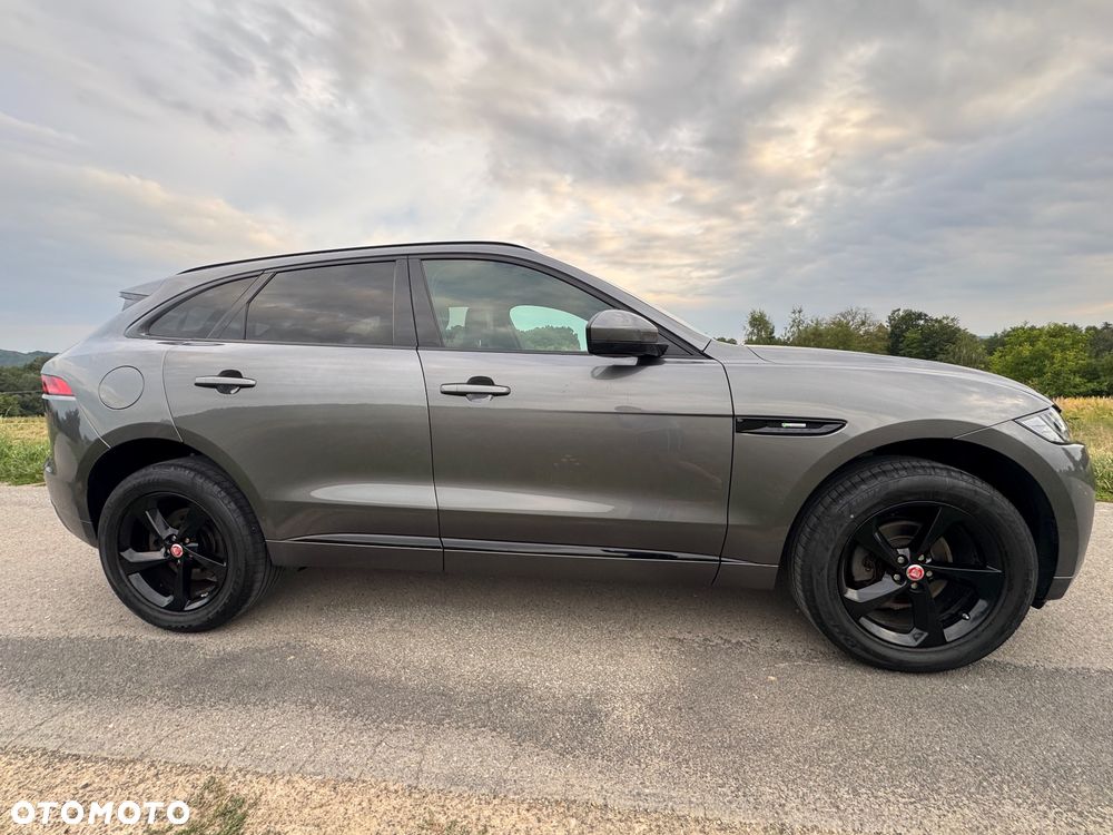 Jaguar F-Pace 2.0 i4D AWD R-Sport - 10