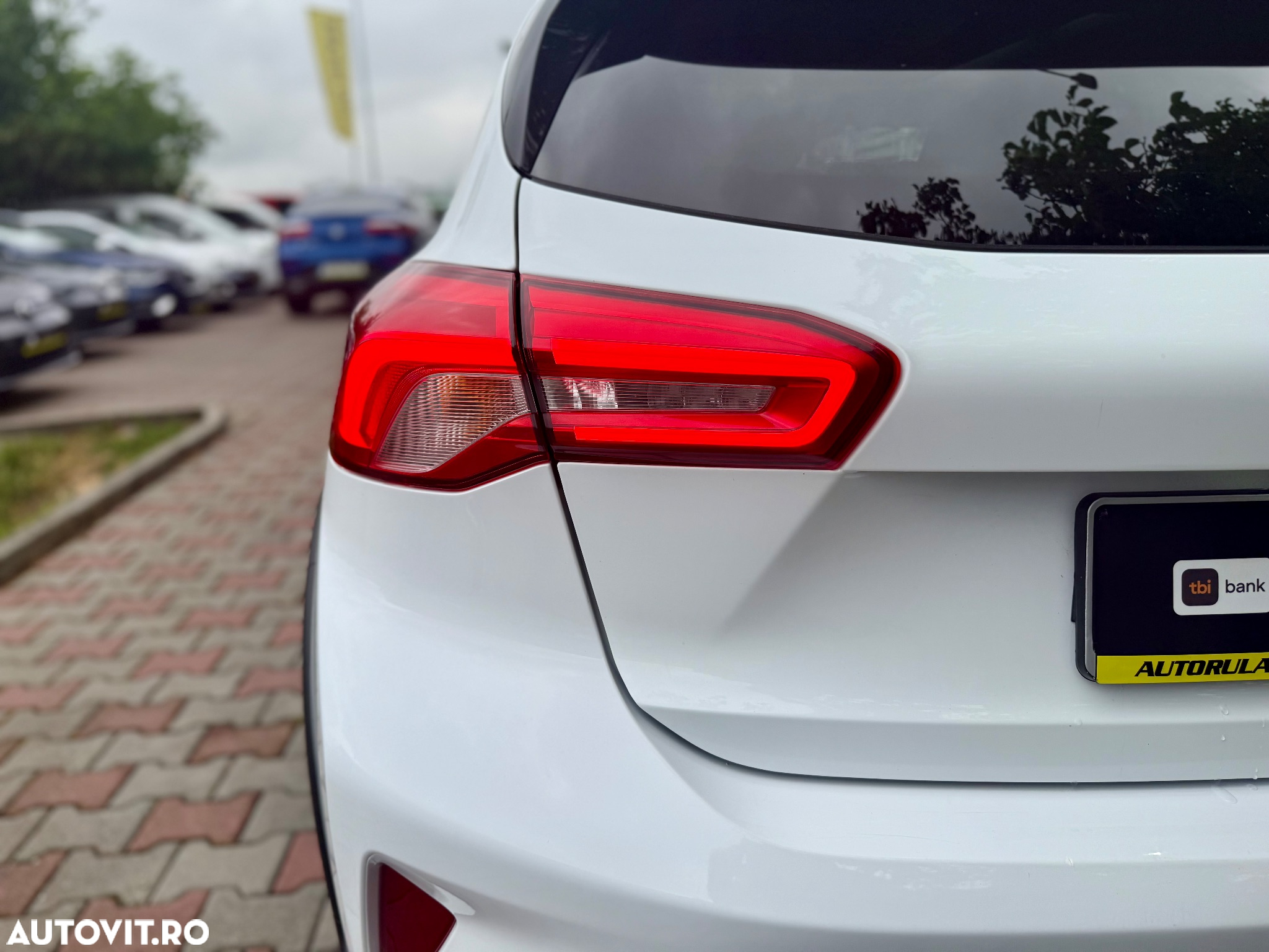 Ford Focus 2.0 EcoBlue Active - 33