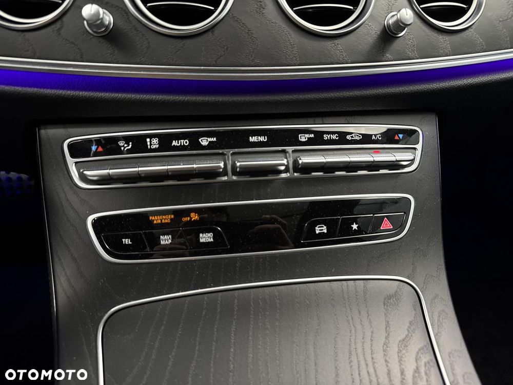 Mercedes-Benz Klasa E AMG 53 4-Matic+ - 22