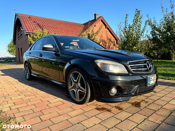 Mercedes-Benz Klasa C 63 AMG
