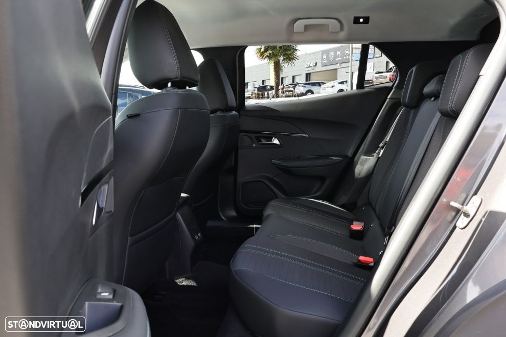 Peugeot 2008 1.5 BlueHDi Active Pack - 17