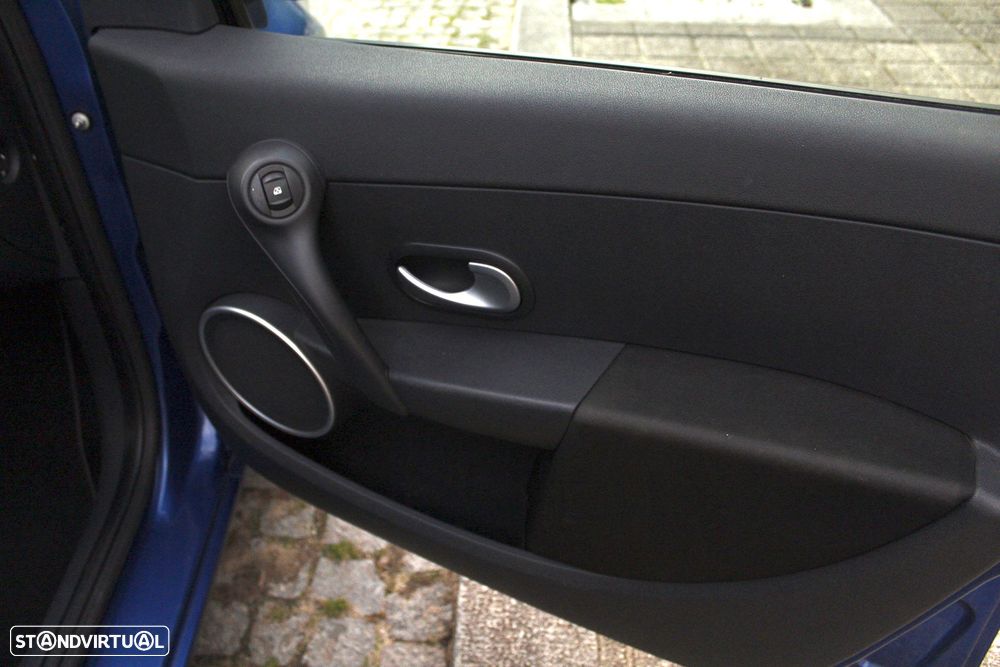 Renault Clio Break 1.5 dCi Dynamique S - 21