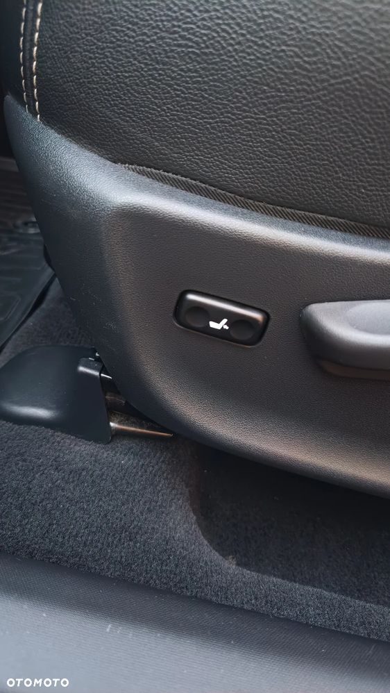 Toyota Avensis 1.8 Prestige - 23