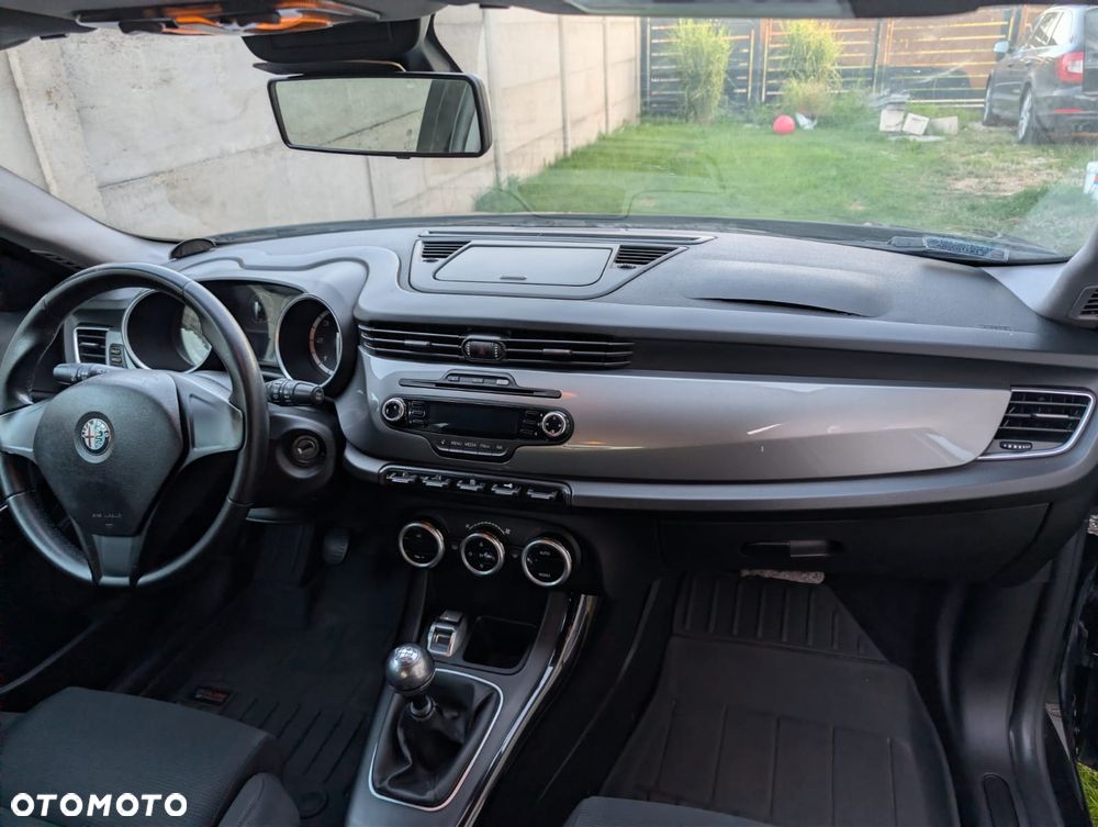 Alfa Romeo Giulietta 2.0 JTDM 16V - 11
