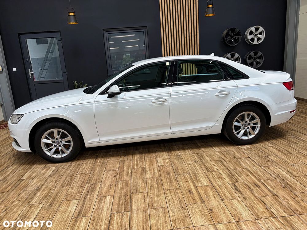 Audi A4 Limousine 2.0 TFSI ultra Sport - 11