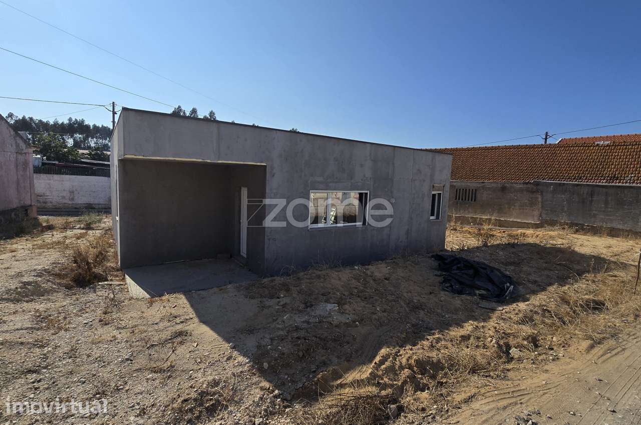 Moradia em construção perto da Praia da Cova | Gala | Figueira da F... - Grande imagem: 5/32