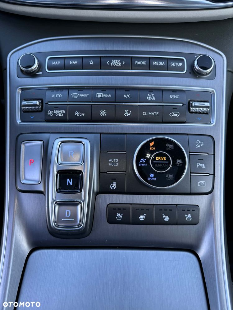 Hyundai Santa Fe - 13