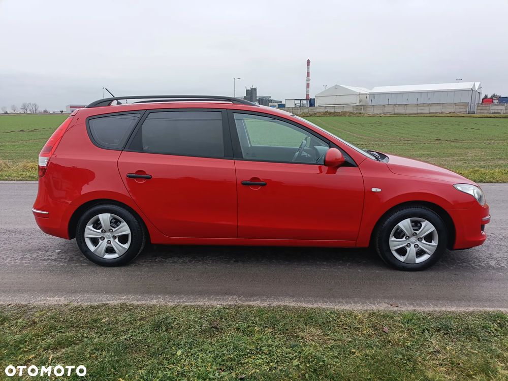 Hyundai i30 i30cw 1.4 Comfort - 26