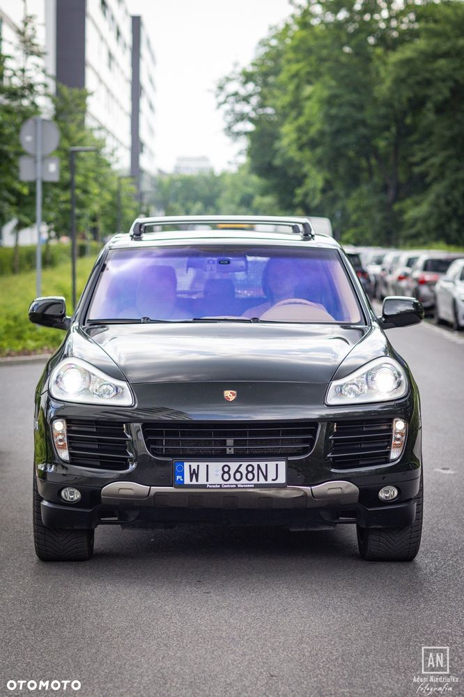 Porsche Cayenne - 3