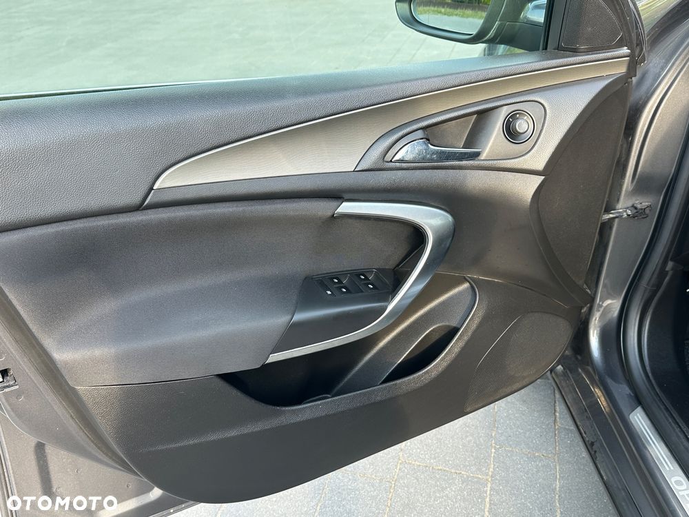 Opel Insignia - 13