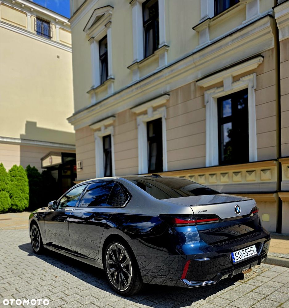 BMW Seria 7 740d xDrive mHEV sport - 7