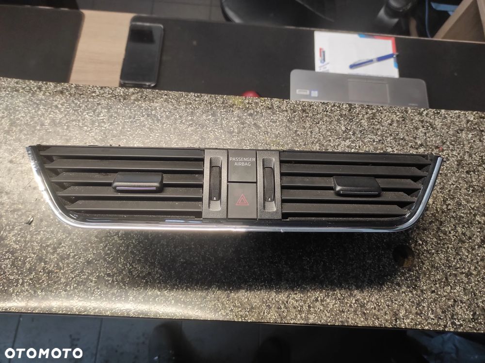 SKODA OCTAVIA 3 KRATKA NAWIEWU ŚRODKOWA 5E0 WYSYŁKA !!!!! - 1