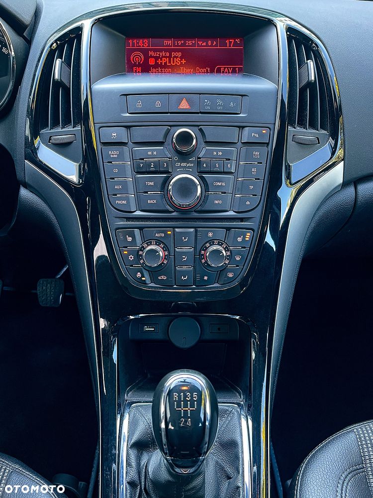 Opel Astra 1.6 Cosmo EU6 - 9