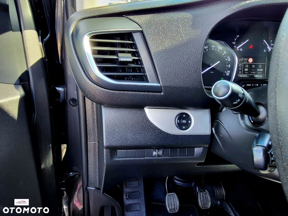 Opel Zafira - 12