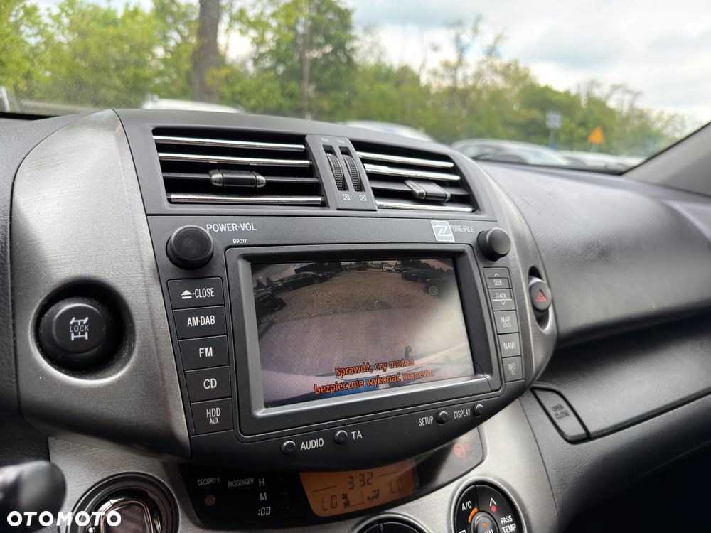 Toyota RAV4 2.0 4x4 - 22