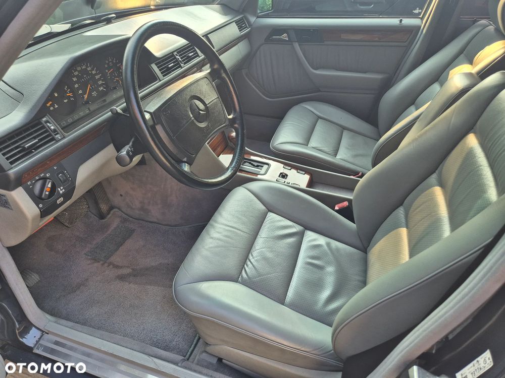 Mercedes-Benz W124 (1984-1993) - 18