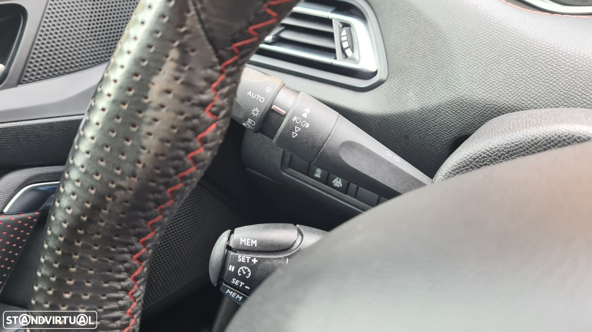 Peugeot 308 1.5 BlueHDi GT Line - 15