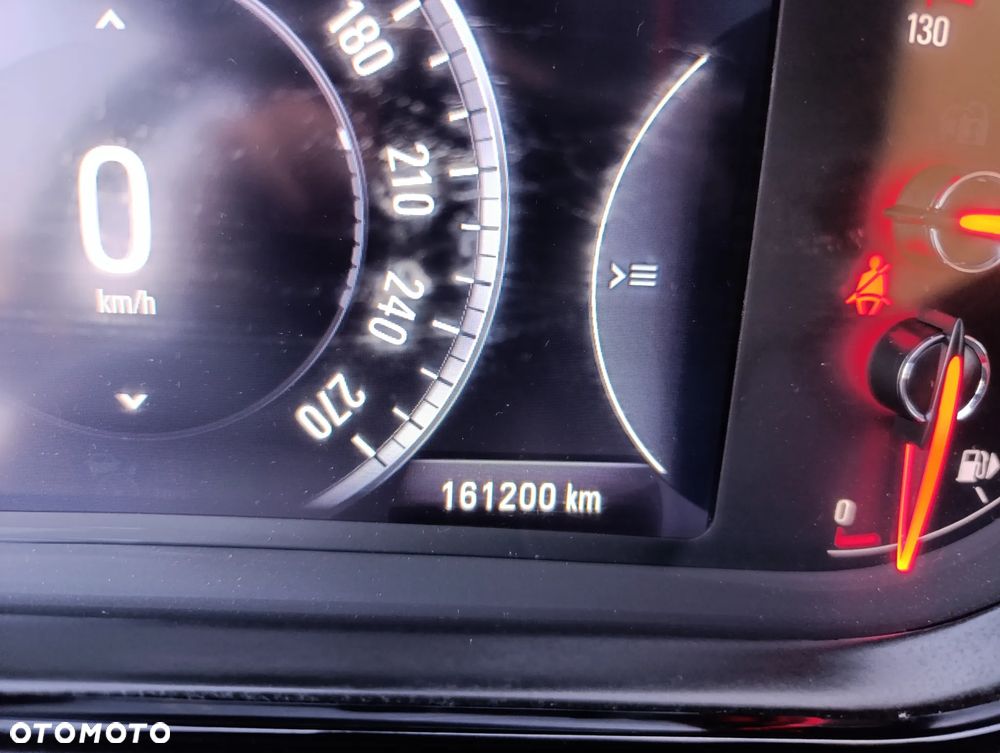 Opel Insignia 2.0 ECOTEC DI Turbo Business Innovation - 16