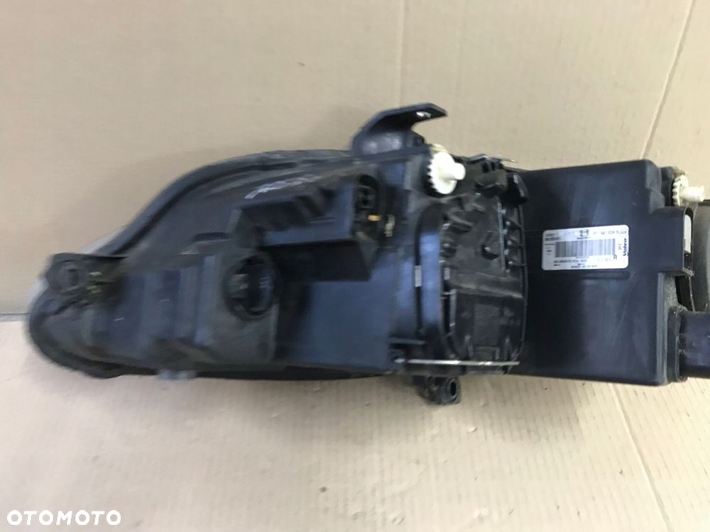 LAMPA PRAWA PRZÓD PRZEDNI EUROPA SEAT LEON II LIFT 09-12 - 7