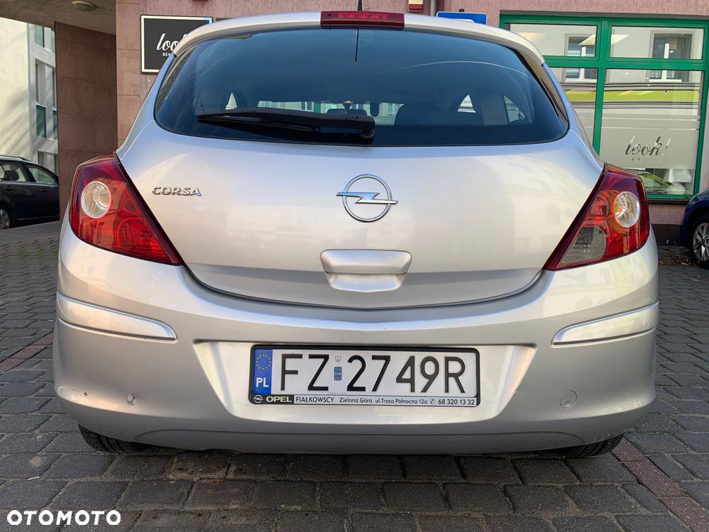 Opel Corsa - 2