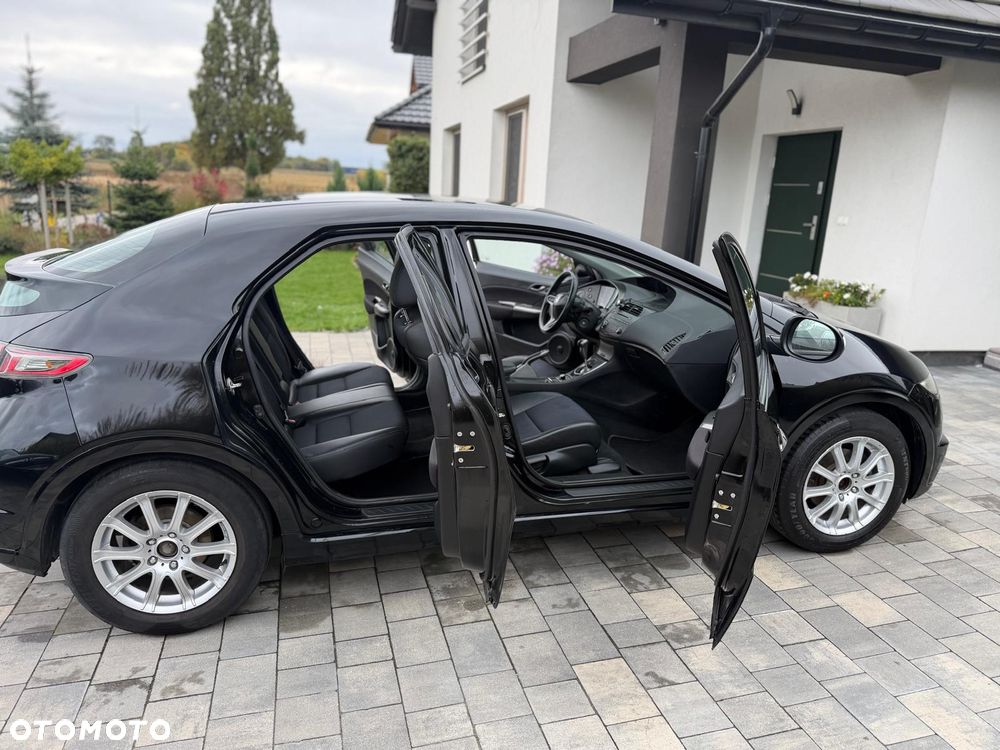 Honda Civic 2010 photo 4