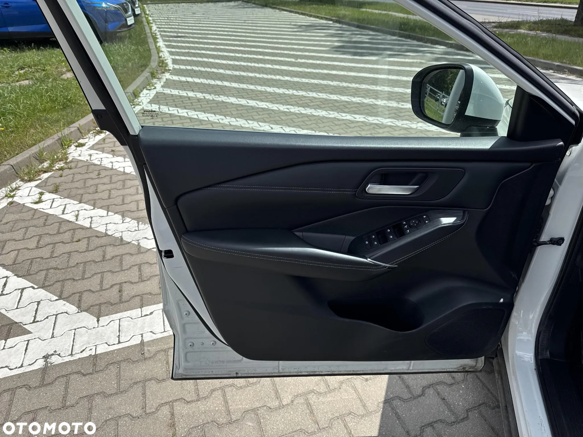 Nissan Qashqai 1.3 DIG-T mHEV N-Connecta Xtronic - 12