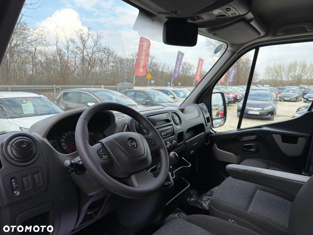 Opel Movano 2.3 Diesel Klimatyzacja 3 Osobowy - 18
